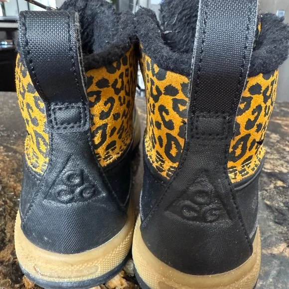 Nike ACG Boots - Picture 5 of 5